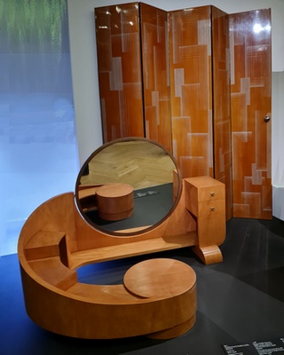 Saddier et Fils coiffeuse design Art Déco